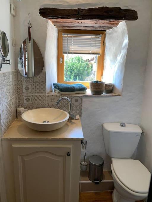 Maison Medievale Climatisee Avec Jardin Монпазие Екстериор снимка